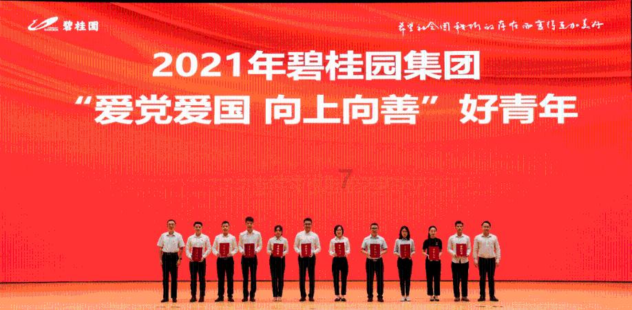 一个人从小就有变成女生的想法，是心里问题，还是生理问题？游戏画面
